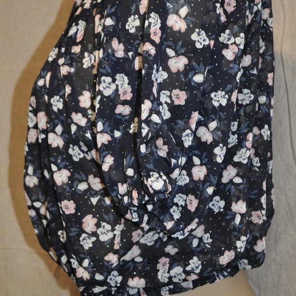 jon & anna contemporary womens black floral top sheer & sparkle sz large (32G) - Picture 9 of 9